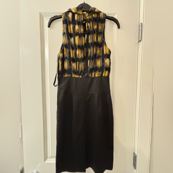 BCBG cocktail Dress - Picture 2 of 2